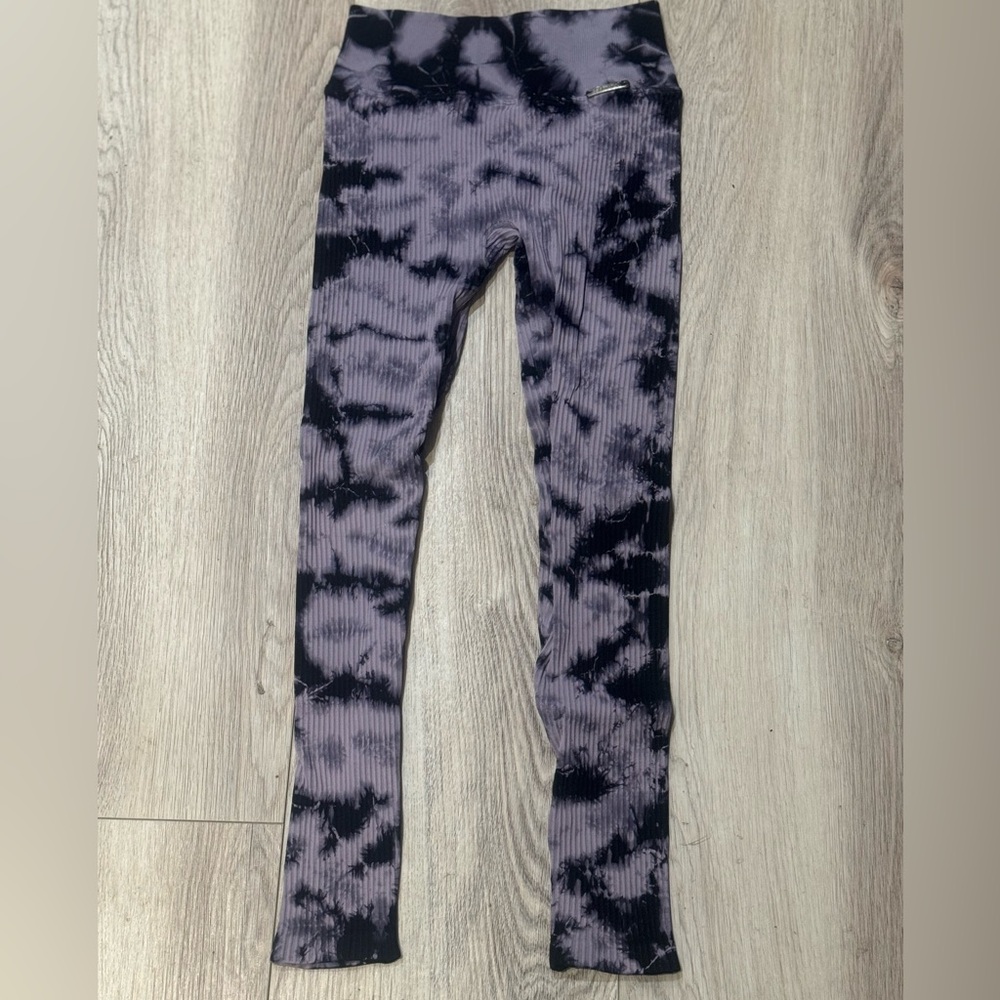 Bombshell Sportswear Tie Dye Seamless Leggings